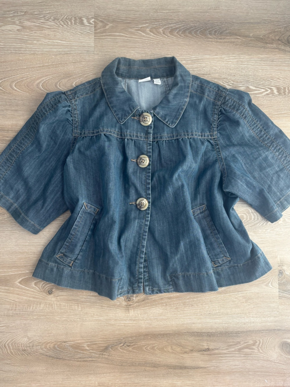 Vintage Y2K Babydoll Collar Denim Jacket with Button Detail Half Sleeve